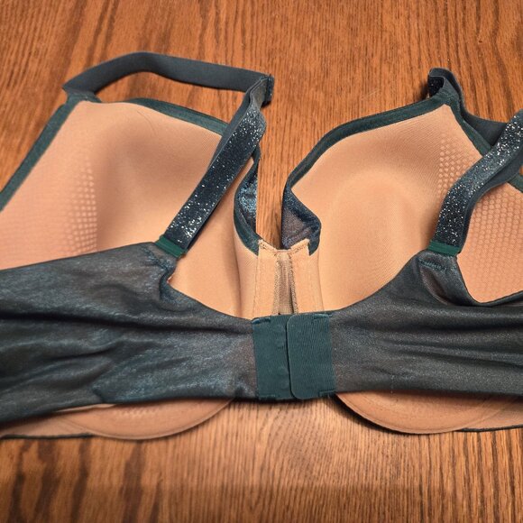 NWOT Victoria's Secret 36D Green Underwire Bra - Picture 2 of 3